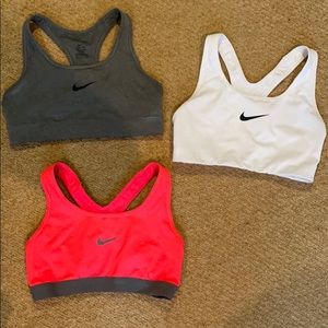 Nike Pro Sports Bra Bundle